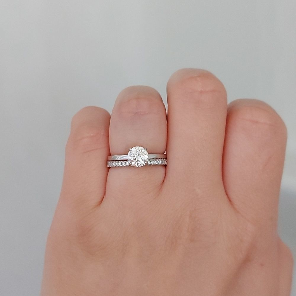 1 Carat Moissanite Engagement Ring - Picture 6 of 15